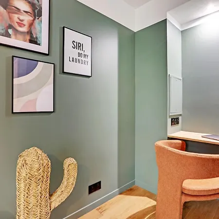 Amazing 4p/1br With Small Garden * Paris
