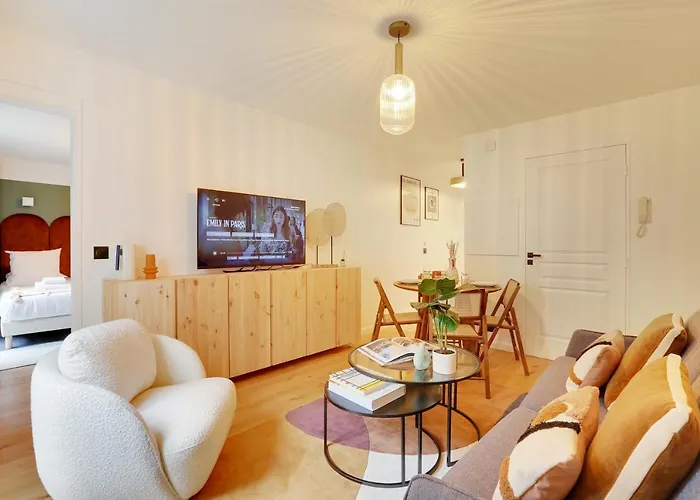 Appartamento Amazing 4p/1br With Small Garden Parigi