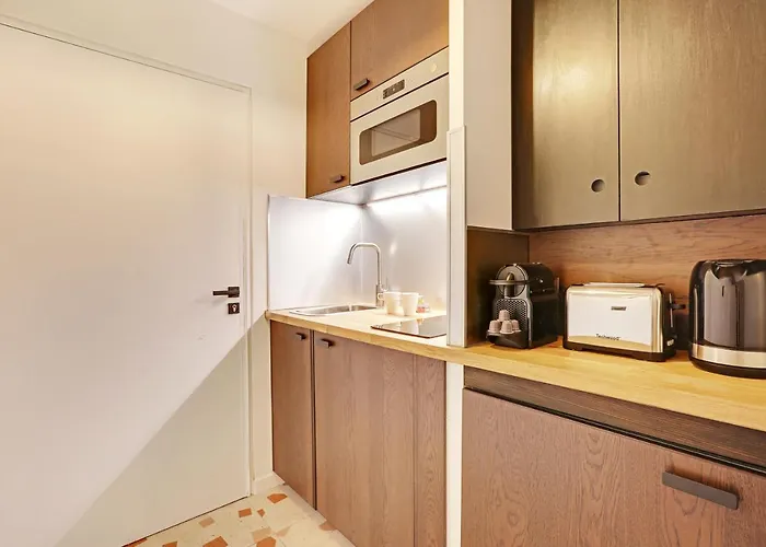 Amazing 4p/1br With Small Garden