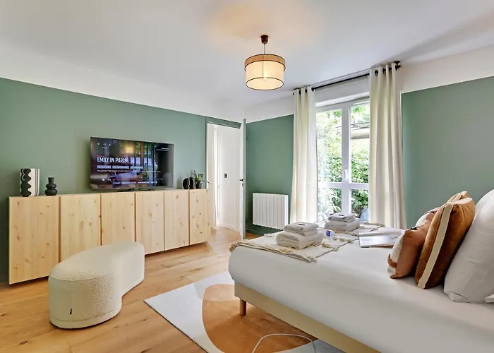 Amazing 4p/1br With Small Garden Parigi