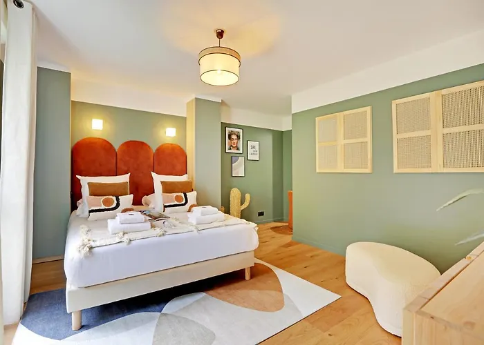 Amazing 4p/1br With Small Garden Appartamento Parigi